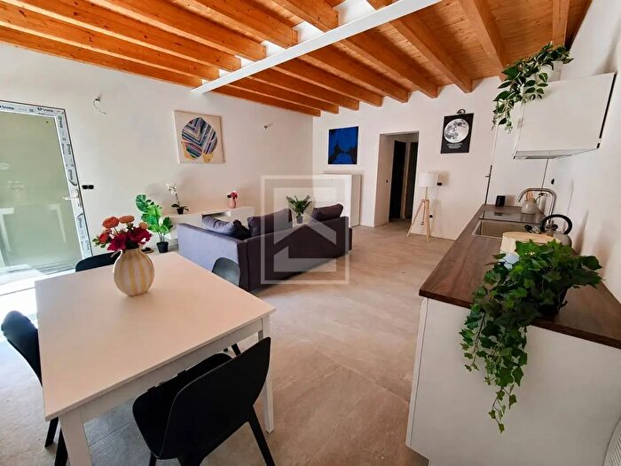 Appartamento bilocale in vendita in Via Rosario, Polpenazze del Garda