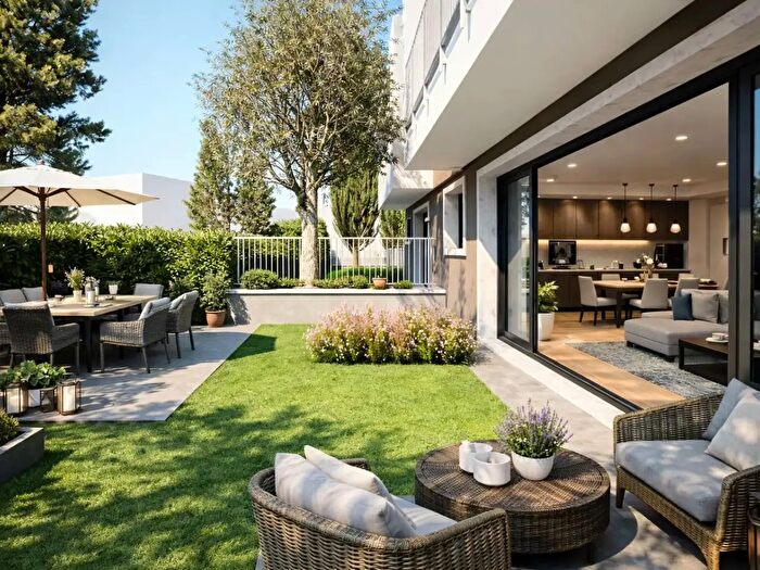 Casa con 5 locali in vendita in Via Raimondo Vianello, Peschiera Del Garda