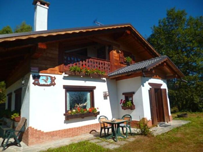 Casa con 5 locali in vendita in Venasca