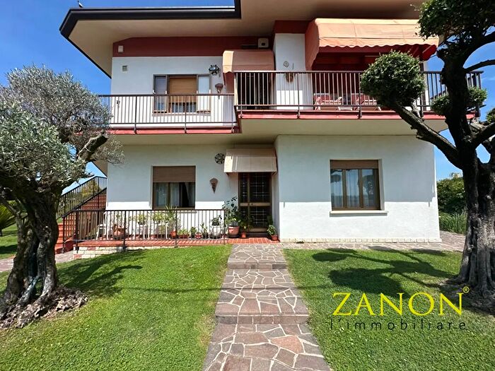 Casa con 8 locali in vendita in Via Marcorina, San Canzian D'Isonzo