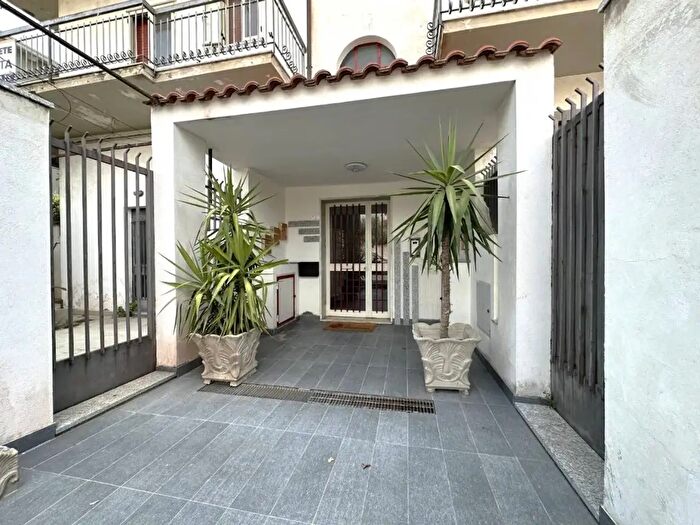 Appartamento quadrilocale in vendita in Via Nazionale, Montauro