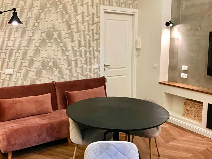 Appartamento bilocale in affitto in Via Ponte Vetero, Cadorna Castello, Milano