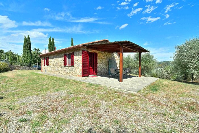 Appartamento bilocale in vendita in Località Sogna, Bucine