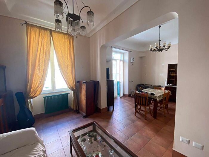 Appartamento trilocale in affitto in Via Industriale, La Farina Stazione, Messina