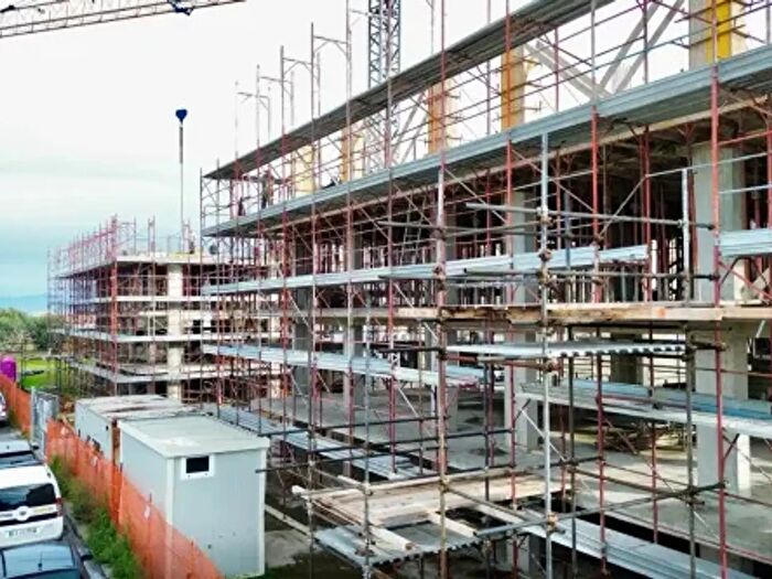 Appartamento quadrilocale in vendita in Via F Barracano, Giugliano In Campania