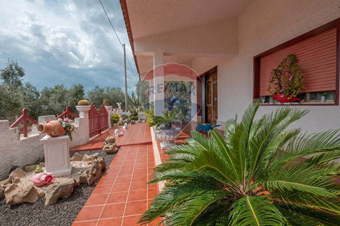 Casa con 6 locali in vendita in Cda Bosco di Mezzo, Caltagirone