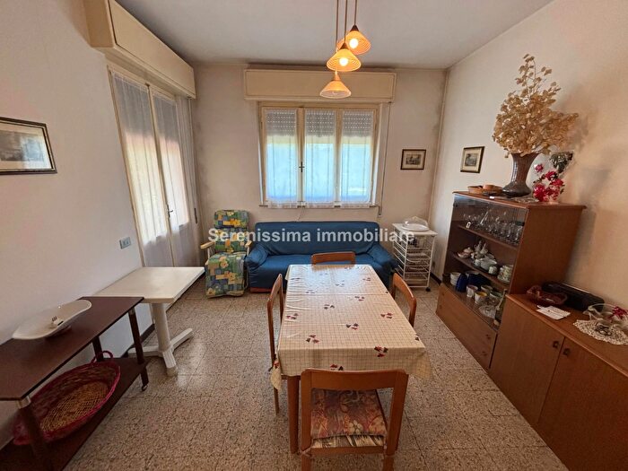 Appartamento quadrilocale in vendita in Petriano