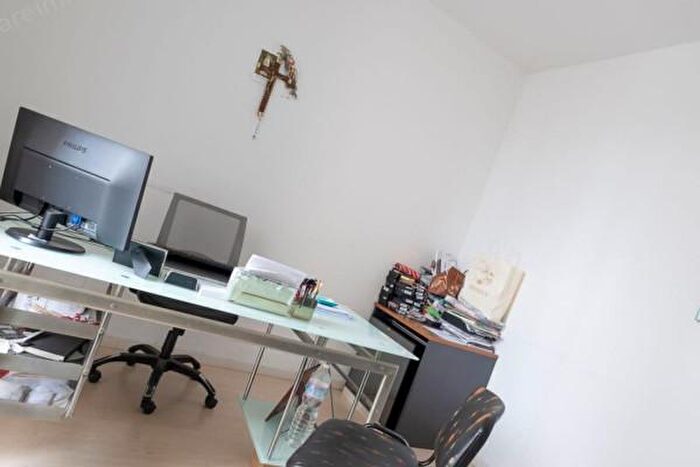 Appartamento quadrilocale in vendita in Via Giuseppe Sciuti, Palermo