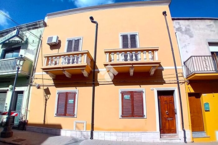 Appartamento con 5 locali in vendita in Via Giuseppe Garibaldi, SantAntioco
