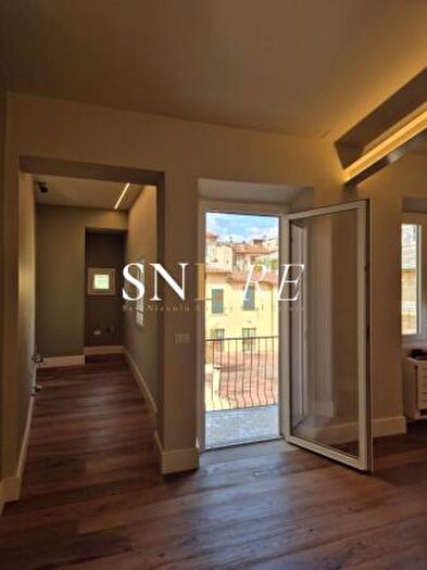 Appartamento trilocale in vendita in Borgo Allegri, Firenze