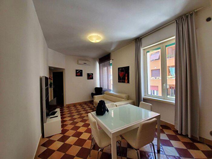 Appartamento bilocale in affitto in Via Saluzzo, Re di Roma, Roma