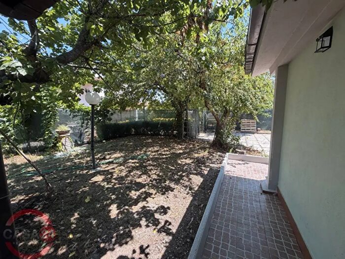 Casa quadrilocale in affitto in Via Massaro, Latina