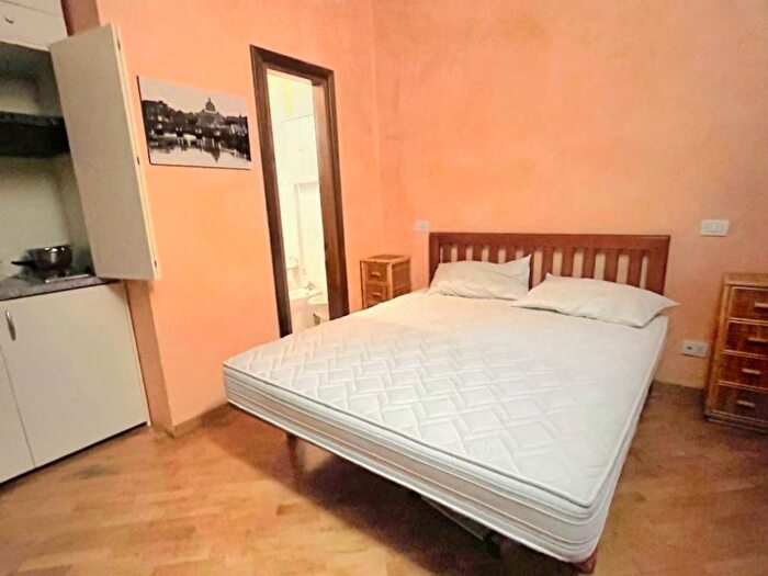 Appartamento monolocale in affitto in Corso del Rinascimento, Piazza Navona, Roma