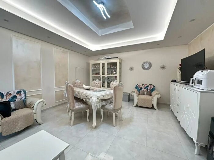 Appartamento trilocale in vendita in Via Pastrengo, Boscotrecase