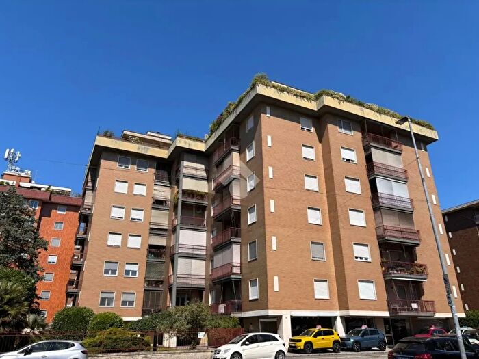 Appartamento trilocale in vendita in Via XXIII Marzo, Novara