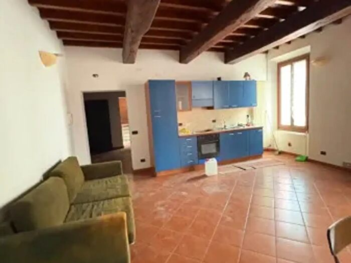 Casa con 6 locali in vendita in Luzzara