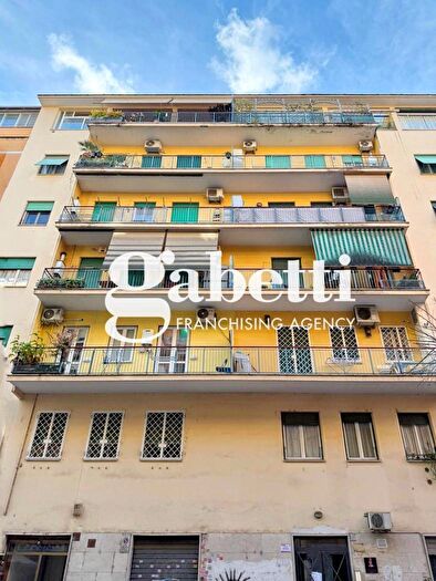 Appartamento trilocale in vendita in Via Silvio Benco, Roma