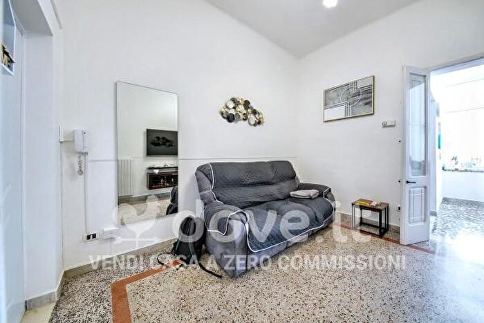 Appartamento quadrilocale in vendita in Via Francesco Petrarca Snc, San Pietro Vernotico