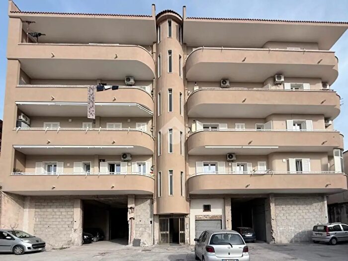 Appartamento con 5 locali in vendita in Corso Umberto I, Caivano