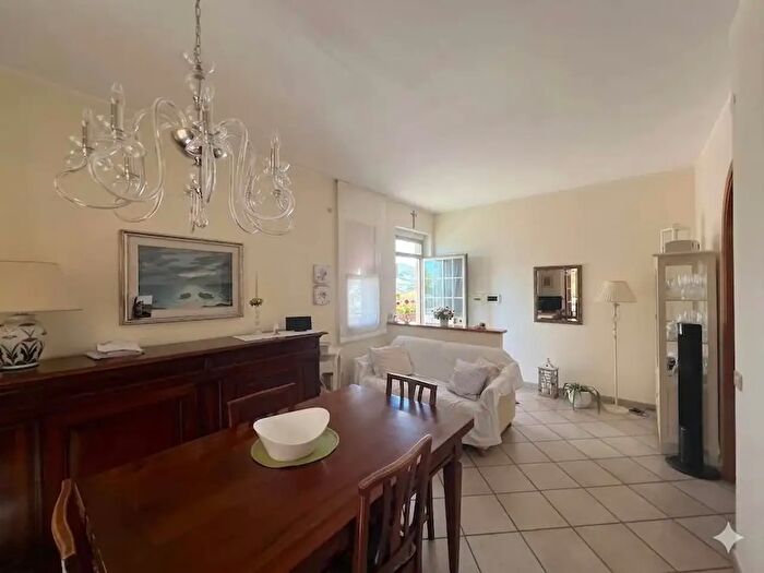 Appartamento quadrilocale in vendita in Rosignano Marittimo