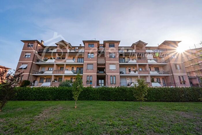 Appartamento trilocale in vendita in Via Gino Capelli, Felino