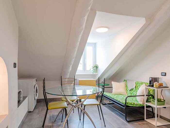 Appartamento bilocale in affitto in Piazza della Repubblica, Aurora, Torino