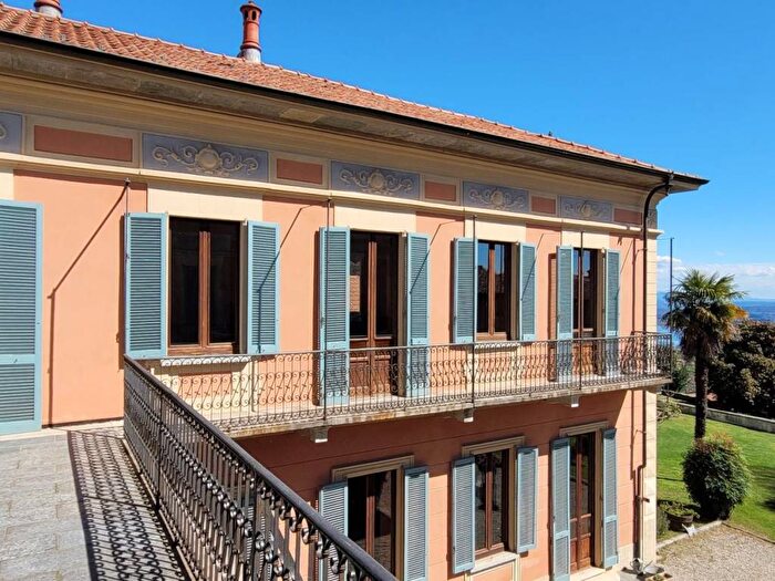 Appartamento con 5 locali in affitto in Via T Patrone, Tapigliano, Nebbiuno