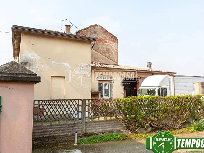 Appartamento trilocale in vendita in Sergnano