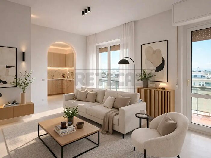 Appartamento quadrilocale in vendita in Viale Riviera, Pietra Ligure