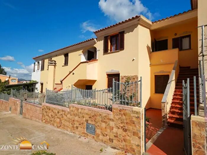 Appartamento trilocale in vendita in Via Telemaco, Budoni
