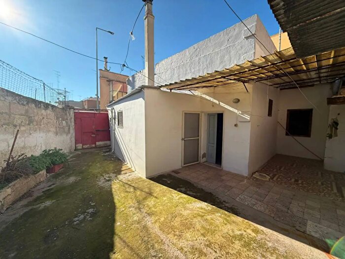 Casa quadrilocale in vendita in Via Giovanni Losavio, Massafra