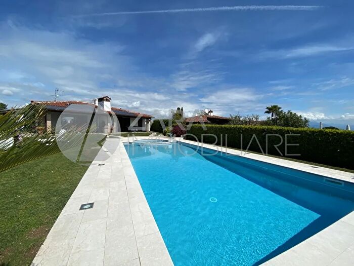 Casa con 5 locali in vendita in Via Dante Alighieri, Padenghe Sul Garda