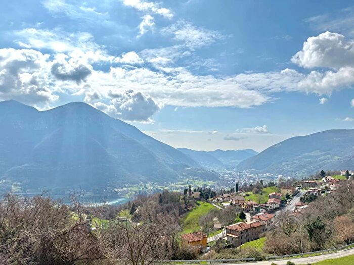 Appartamento bilocale in vendita in Via delle Ghiaie Bianzano, Bianzano