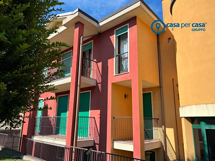 Appartamento trilocale in vendita in Via Anna Magnani, Stanghella