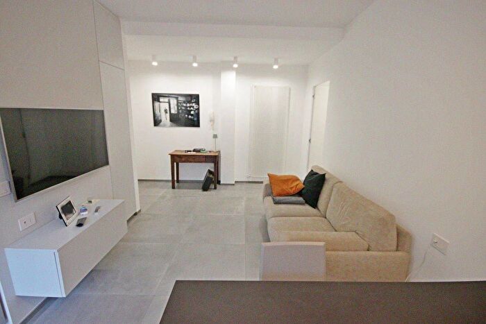 Appartamento trilocale in vendita in Via Alcide De Gasperi Domodossola, Domodossola