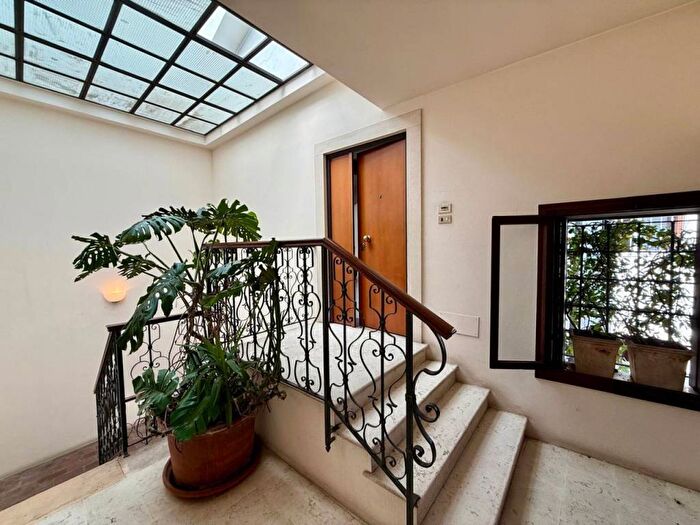 Casa quadrilocale in affitto in Contra Santo Stefano, Centro Storico, Vicenza