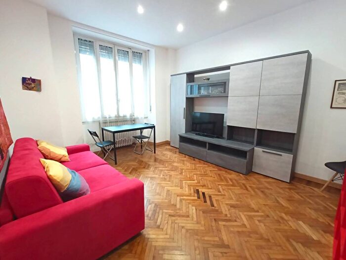 Appartamento monolocale in affitto in Viale Emilio Caldara, Quadronno Crocetta, Milano