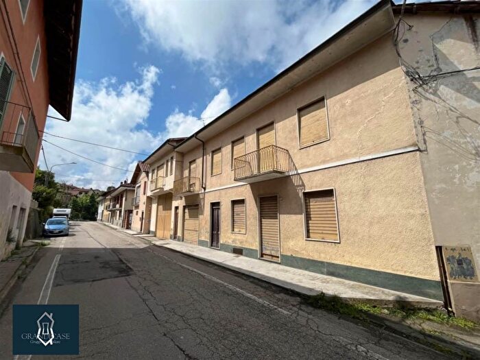 Casa con 10 locali in vendita in Str Val Berzano, Casalborgone