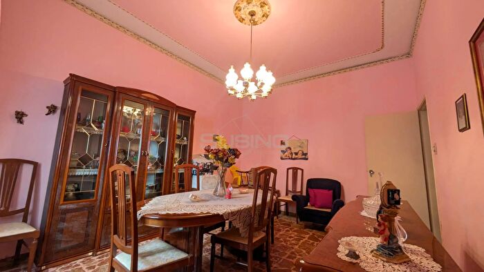 Appartamento trilocale in vendita in Via Rizza, Floridia