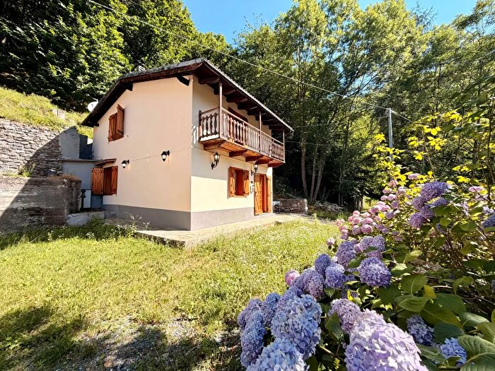 Casa trilocale in vendita in Località Tibidò Pronzai, Ormea
