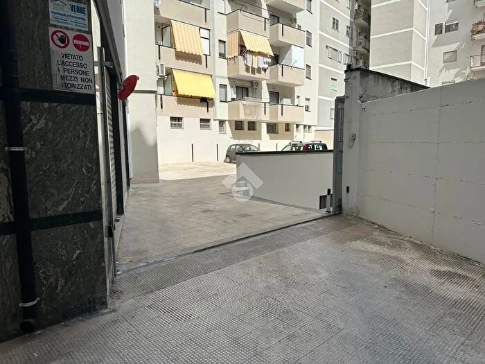 Appartamento monolocale in affitto in Via Girondi, Barletta