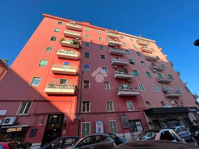 Appartamento quadrilocale in vendita in Via Raffaele Tarantino, Napoli
