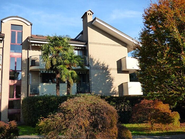 Appartamento trilocale in vendita in Desio