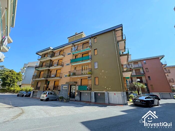 Appartamento bilocale in vendita in Via Eugenio Montale, Pietra Ligure