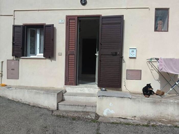 Appartamento trilocale in vendita in Via della Dogana, Sorano