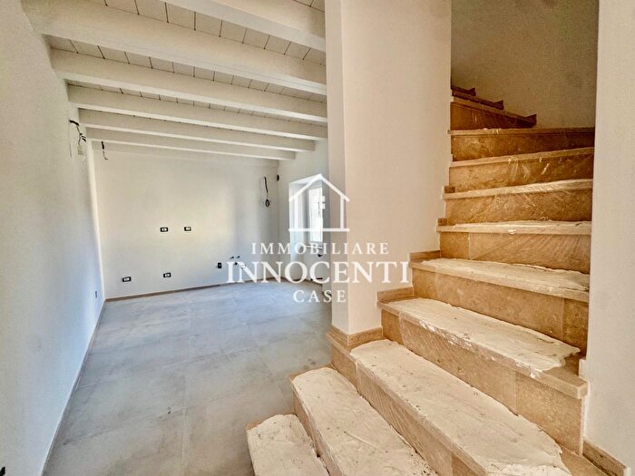 Casa trilocale in vendita in Ontepepe, Massa
