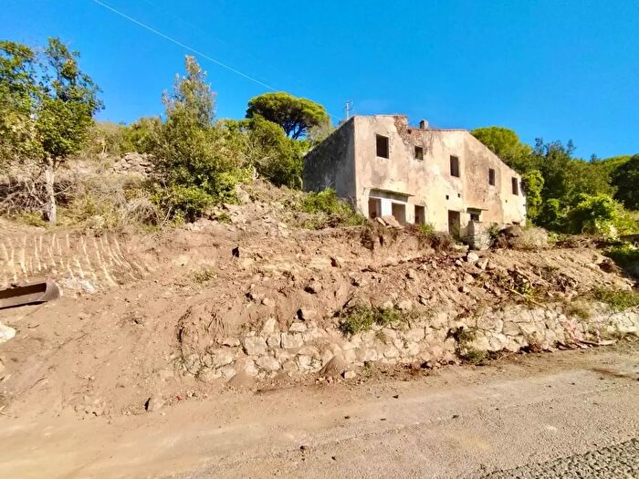 Casa con 6 locali in vendita in Rio
