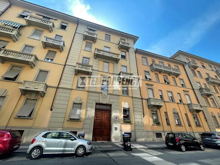 Appartamento quadrilocale in vendita in Via Saluggia, Torino