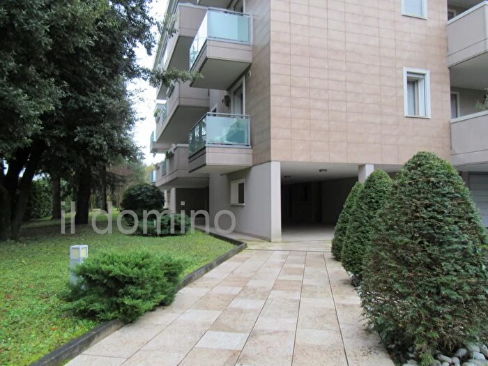 Appartamento con 5 locali in vendita in Via Guidi, Padova