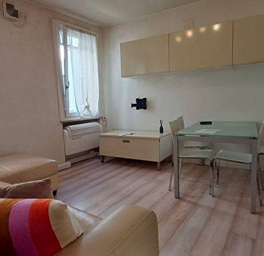 Appartamento bilocale in affitto in Via Inferiore, Piazza dei Signori, Treviso